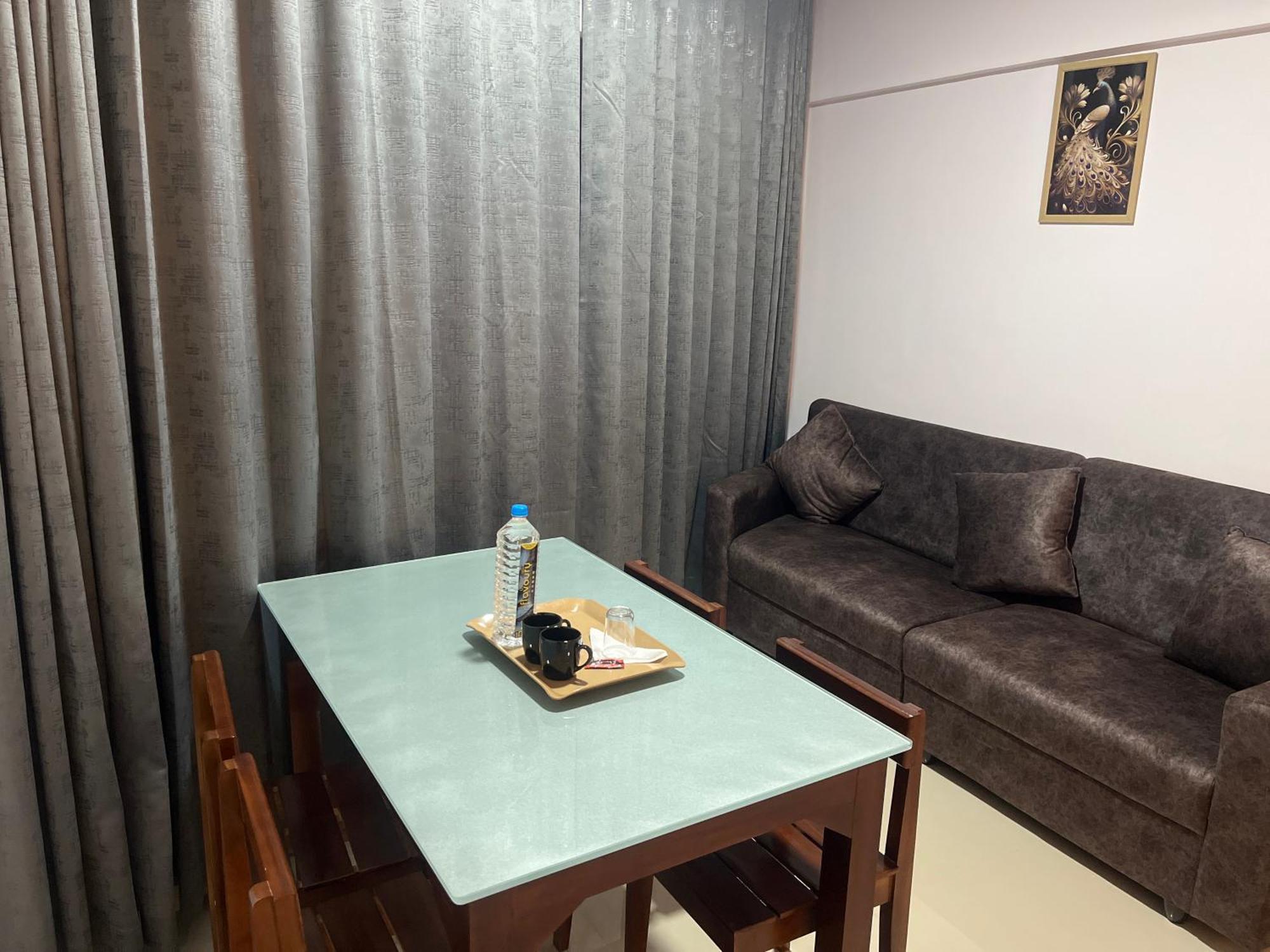 Hotel Le Marina Residency Kozhikode Esterno foto